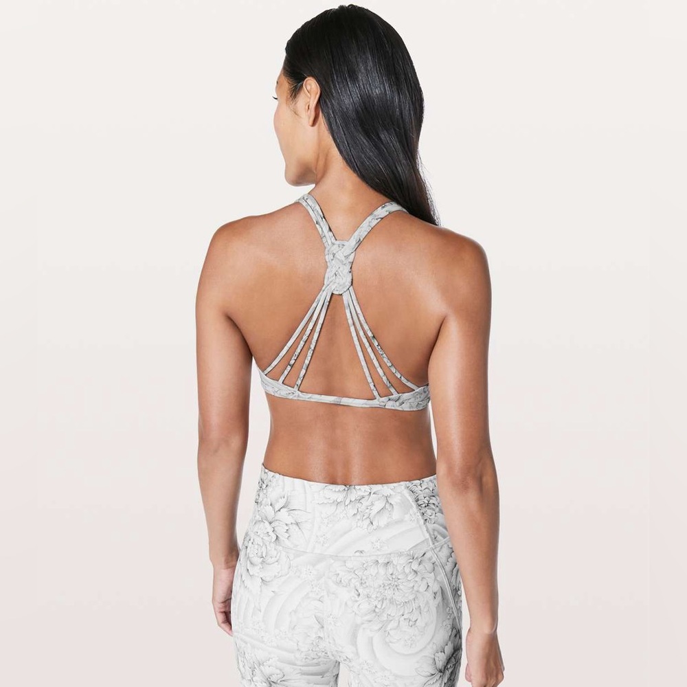 Lululemon Love Knot Bra-Size 4 - Picture 3 of 8